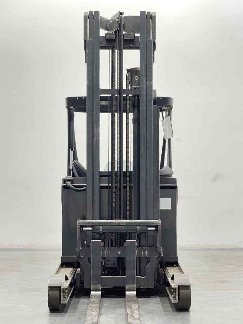 Used Forklift Linde R14-1120 Bīdmasta iekrāvējs (Image 6)