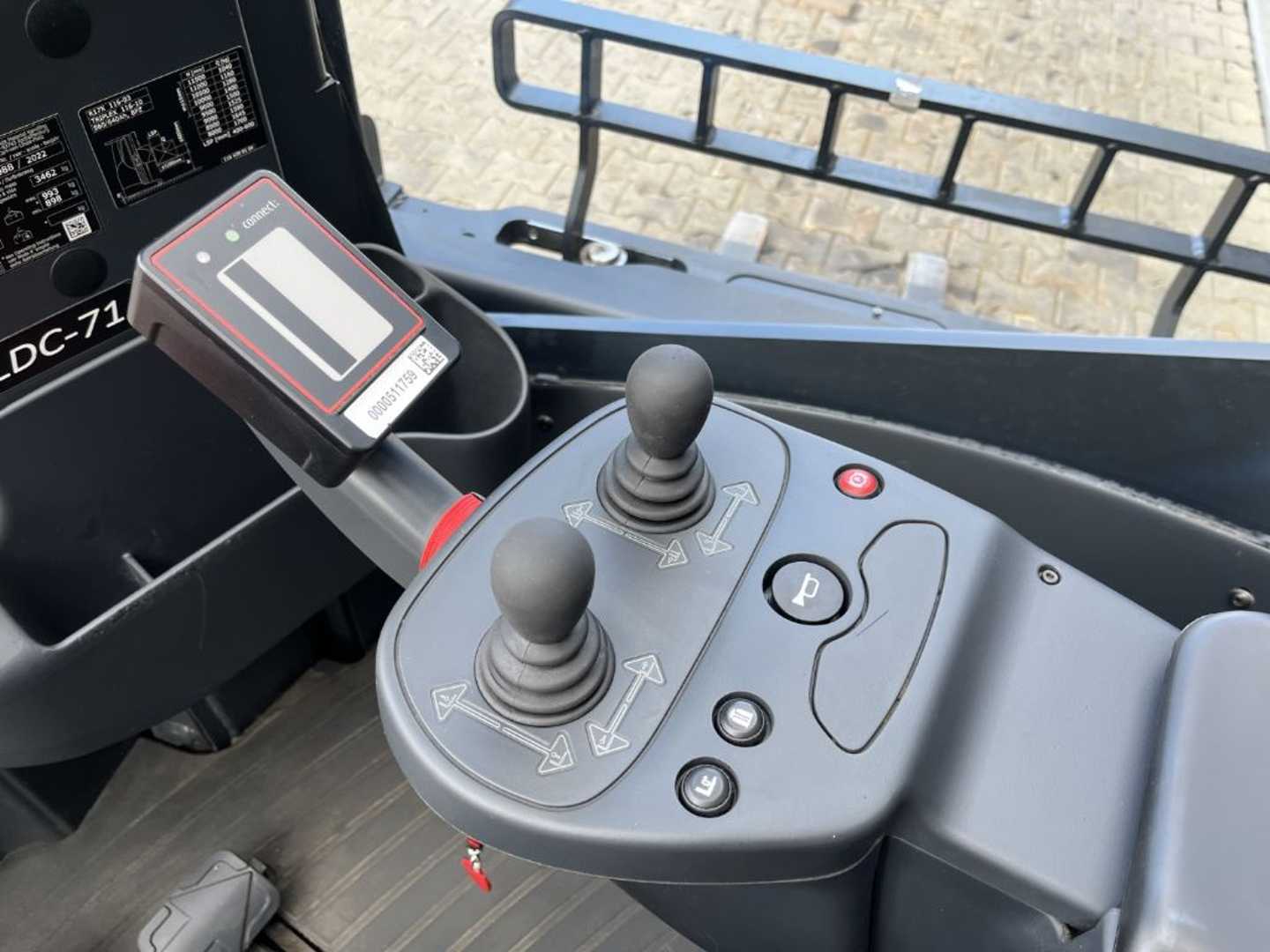 Used Forklift Linde R17X Bīdmasta iekrāvējs (Image 8)