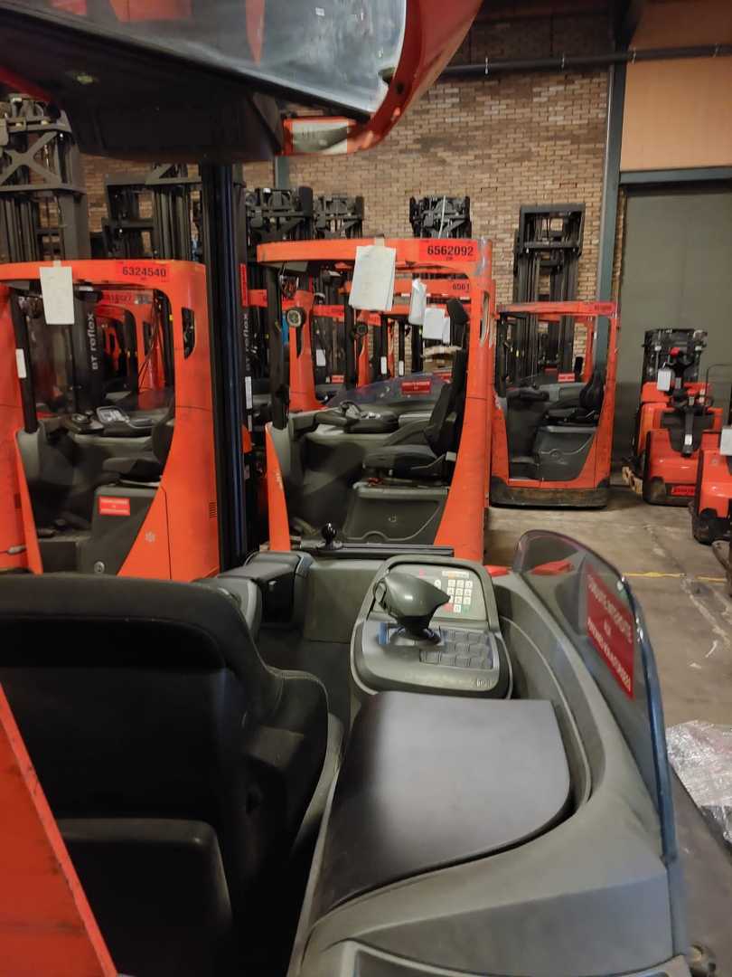 Used Forklift Toyota RRE140H Bīdmasta iekrāvējs (Image 3)