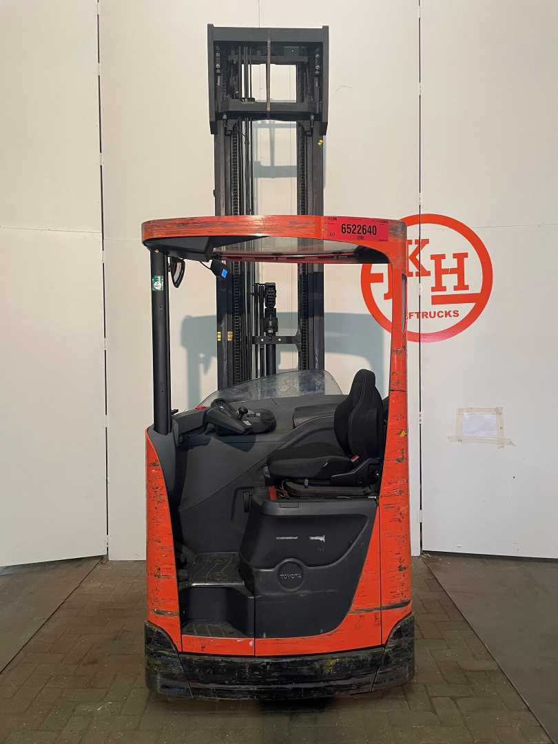 Used Forklift Toyota RRE140H Bīdmasta iekrāvējs (Image 2)
