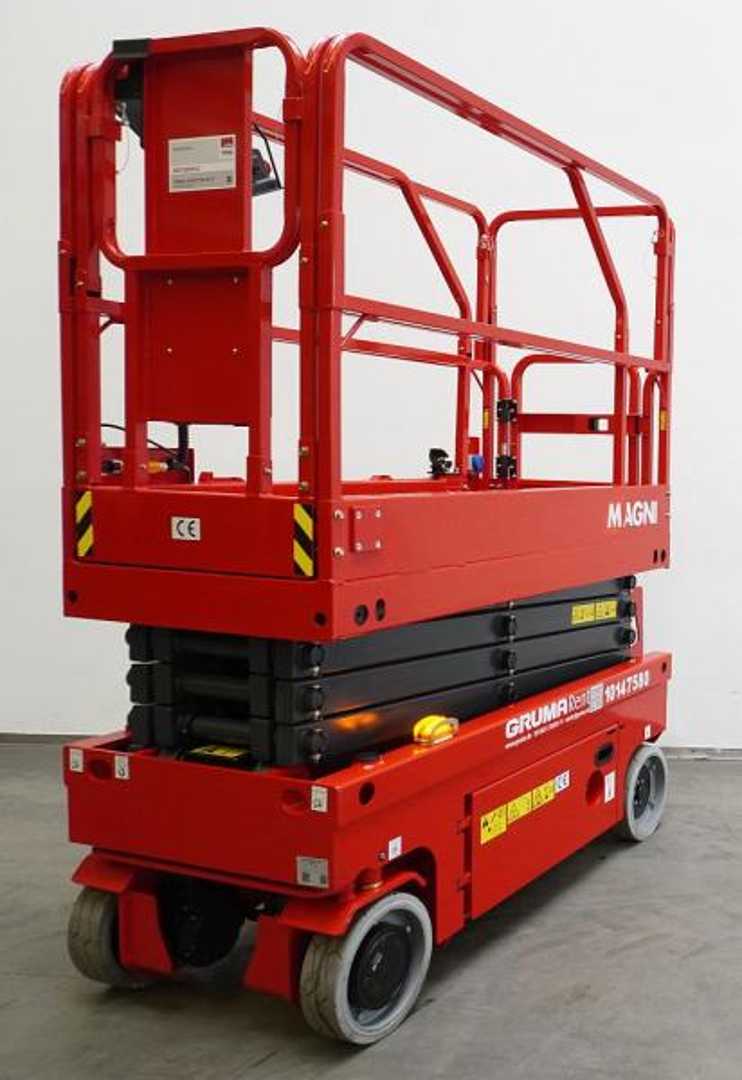 Used Forklift Magni Scherenarbeitsbühne ES0807AC Cits (Image 1)