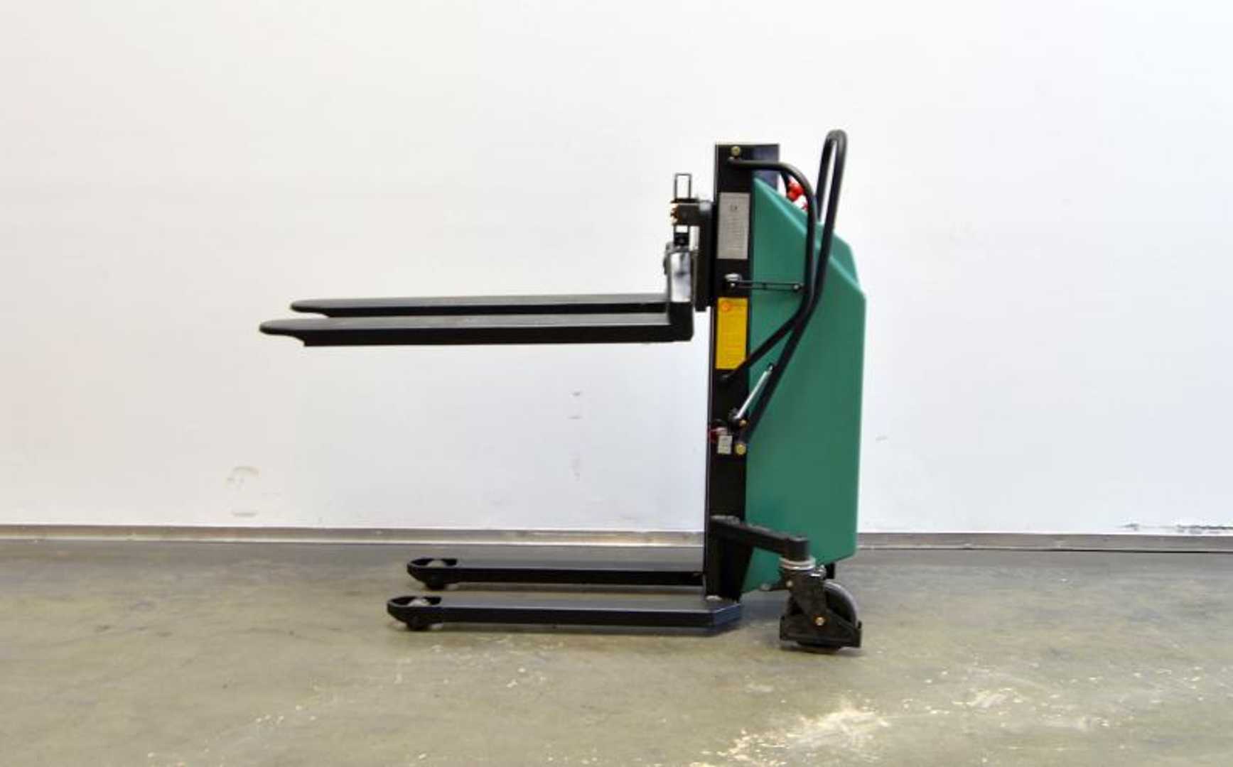 Used Forklift Other EHS-10809 Palettenheber schwenkbar Cits (Image 4)