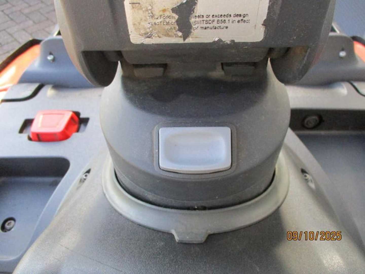 Used Forklift BT LPE 200 Gājēju krautņotāja vadītāja stāvplatforma (vai līdzbraucēja platforma) (Image 10) Used Forklift BT LPE 200 Gājēju krautņotāja vadītāja stāvplatforma (vai līdzbraucēja platforma) (Image 10)