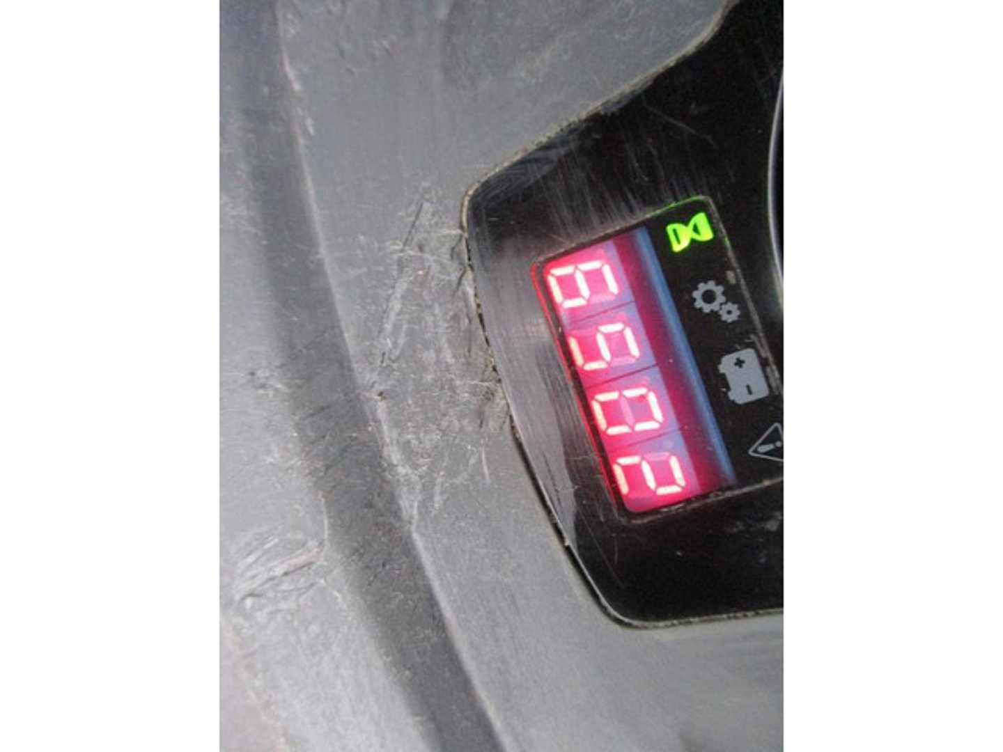 Used Forklift BT LPE200 Gājēju krautņotāja vadītāja stāvplatforma (vai līdzbraucēja platforma) (Image 9)