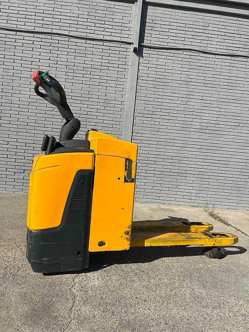 Used Forklift Jungheinrich ERE 120 Gājēju krautņotāja vadītāja stāvplatforma (vai līdzbraucēja platforma) (Image 1) Used Forklift Jungheinrich ERE 120 Gājēju krautņotāja vadītāja stāvplatforma (vai līdzbraucēja platforma) (Image 1)