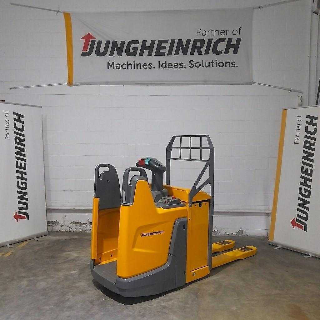 Used Forklift Jungheinrich ERE 225 Gājēju krautņotāja vadītāja stāvplatforma (vai līdzbraucēja platforma) (Image 2) Used Forklift Jungheinrich ERE 225 Gājēju krautņotāja vadītāja stāvplatforma (vai līdzbraucēja platforma) (Image 2)