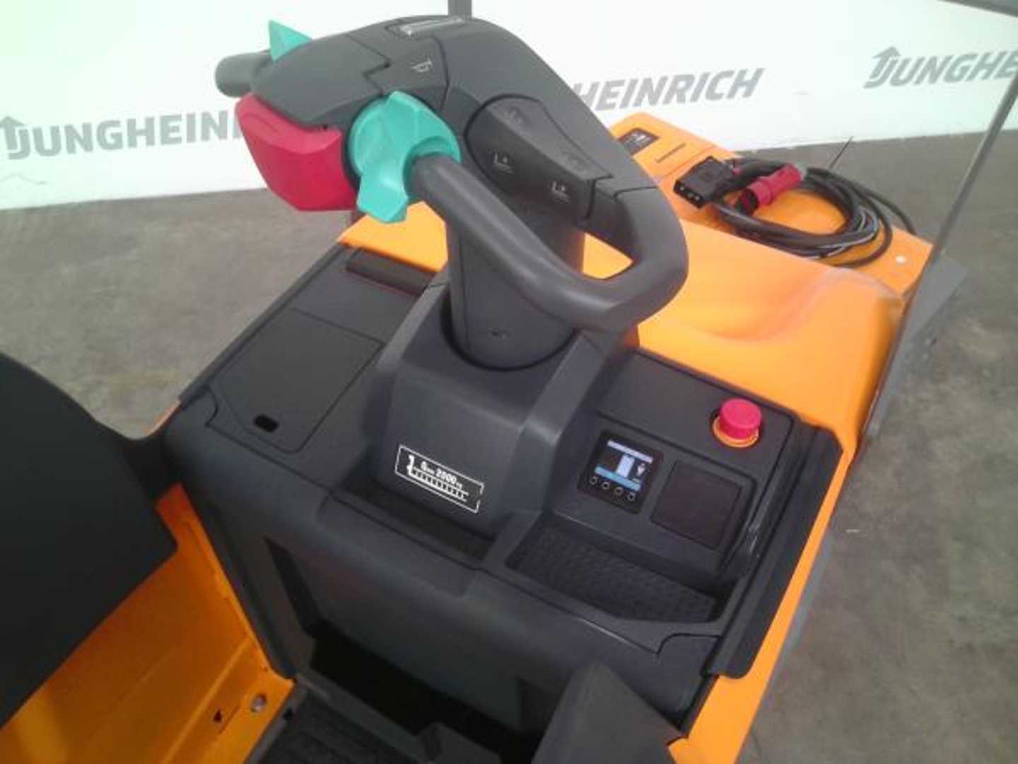 Used Forklift Jungheinrich ERE 225Li Gājēju krautņotāja vadītāja stāvplatforma (vai līdzbraucēja platforma) (Image 3) Used Forklift Jungheinrich ERE 225Li Gājēju krautņotāja vadītāja stāvplatforma (vai līdzbraucēja platforma) (Image 3)