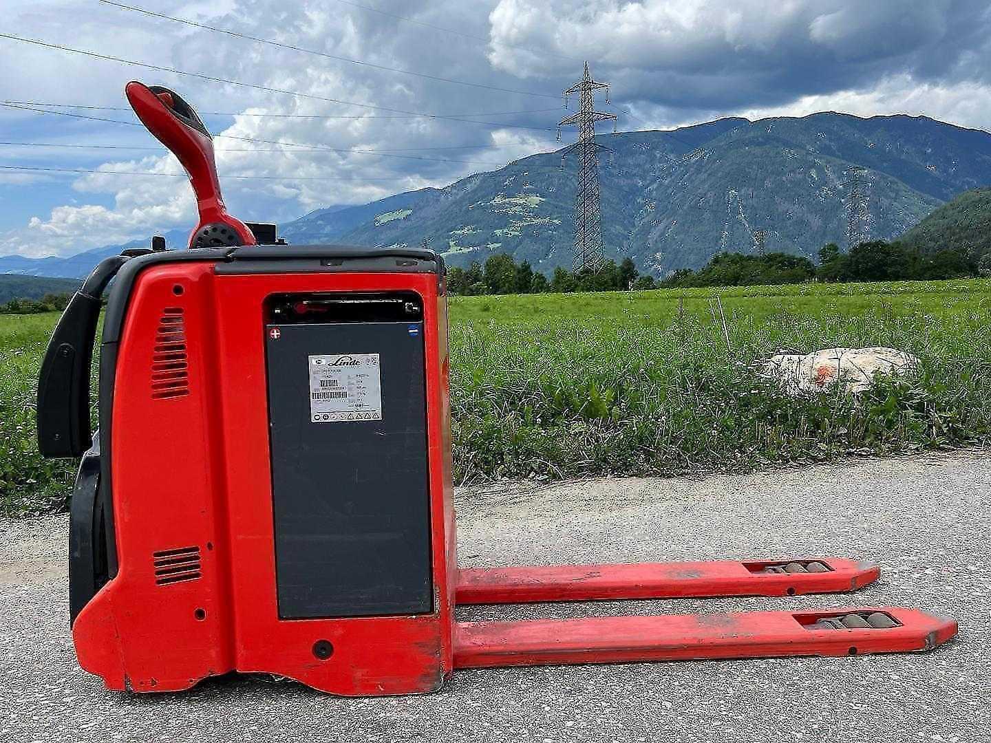 Used Forklift Linde T20AP Gājēju krautņotāja vadītāja stāvplatforma (vai līdzbraucēja platforma) (Image 2) Used Forklift Linde T20AP Gājēju krautņotāja vadītāja stāvplatforma (vai līdzbraucēja platforma) (Image 2)