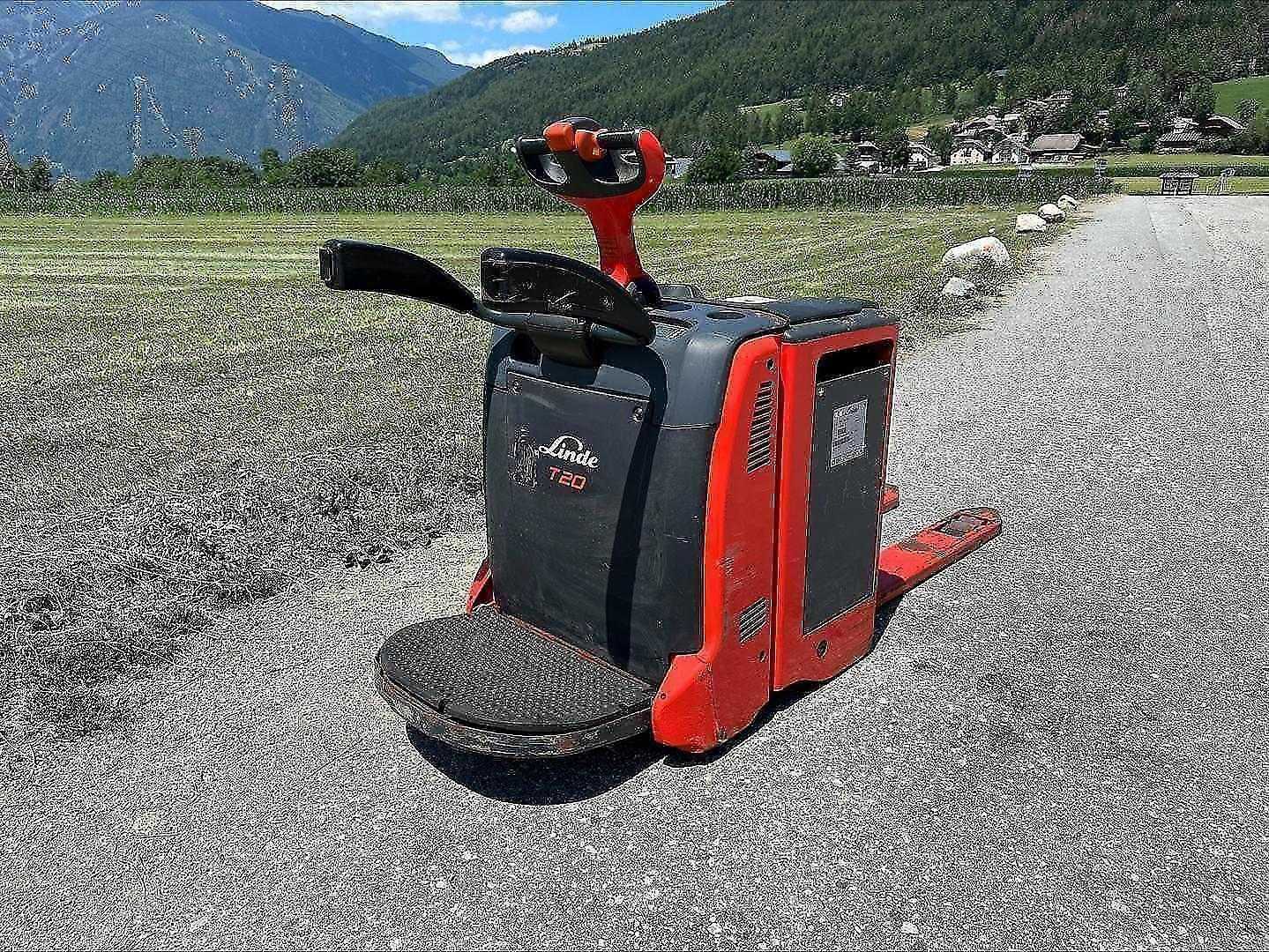 Used Forklift Linde T20AP Gājēju krautņotāja vadītāja stāvplatforma (vai līdzbraucēja platforma) (Image 1) Used Forklift Linde T20AP Gājēju krautņotāja vadītāja stāvplatforma (vai līdzbraucēja platforma) (Image 1)