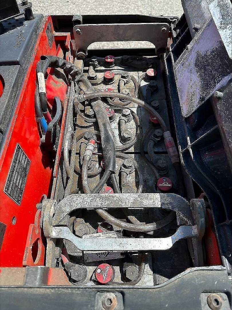Used Forklift Linde T20AP Gājēju krautņotāja vadītāja stāvplatforma (vai līdzbraucēja platforma) (Image 9) Used Forklift Linde T20AP Gājēju krautņotāja vadītāja stāvplatforma (vai līdzbraucēja platforma) (Image 9)