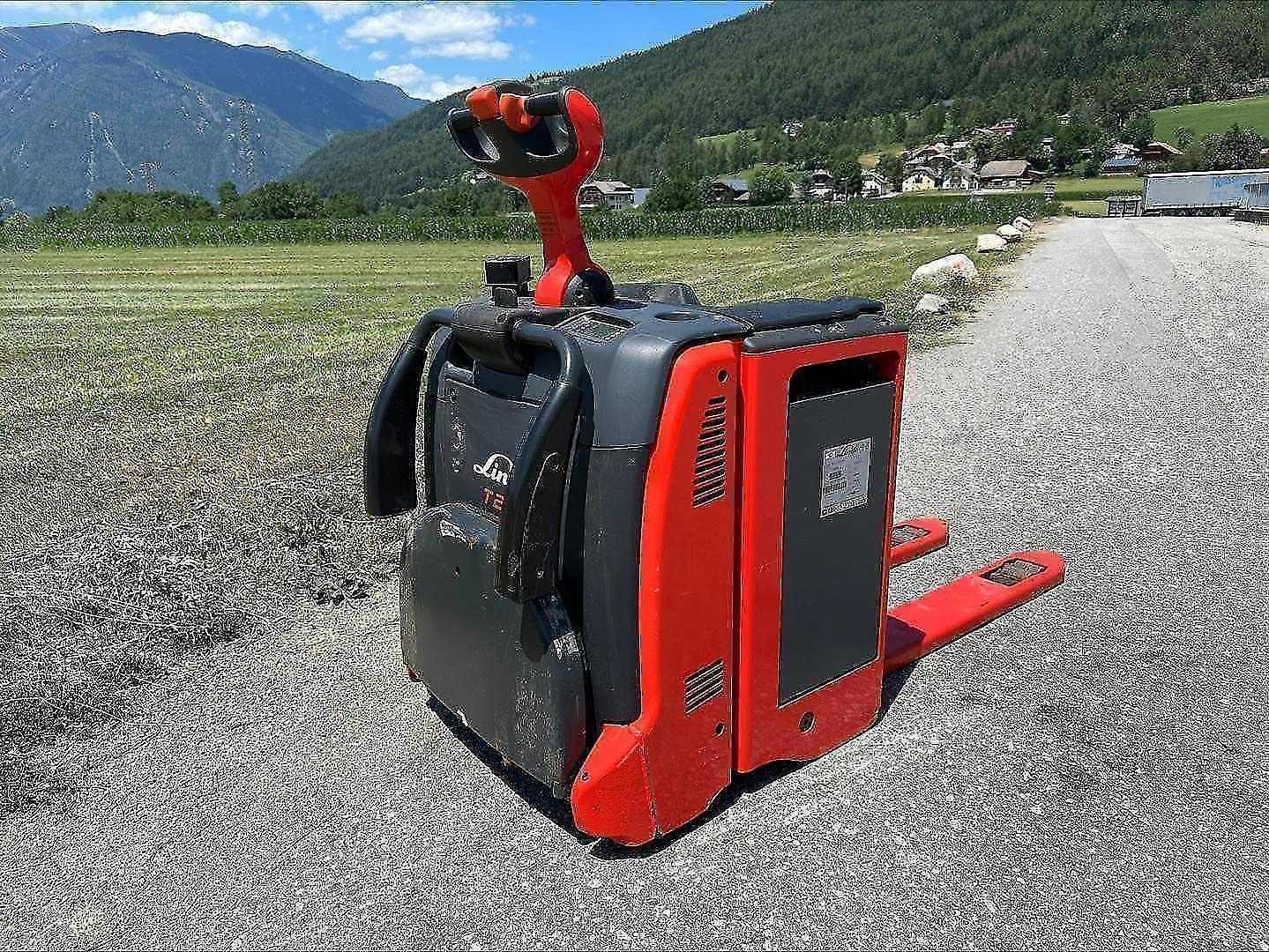 Used Forklift Linde T20AP Gājēju krautņotāja vadītāja stāvplatforma (vai līdzbraucēja platforma) (Image 1) Used Forklift Linde T20AP Gājēju krautņotāja vadītāja stāvplatforma (vai līdzbraucēja platforma) (Image 1)