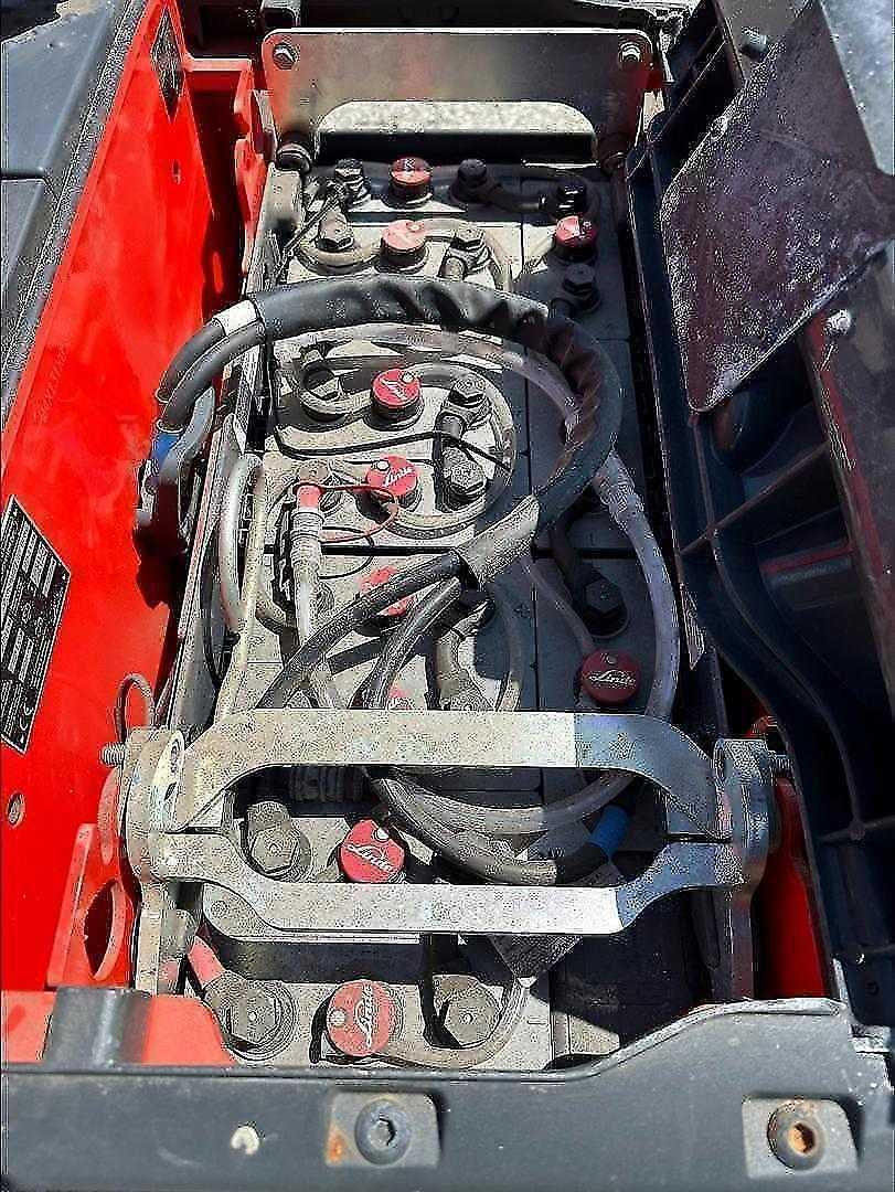 Used Forklift Linde T20AP Gājēju krautņotāja vadītāja stāvplatforma (vai līdzbraucēja platforma) (Image 9) Used Forklift Linde T20AP Gājēju krautņotāja vadītāja stāvplatforma (vai līdzbraucēja platforma) (Image 9)
