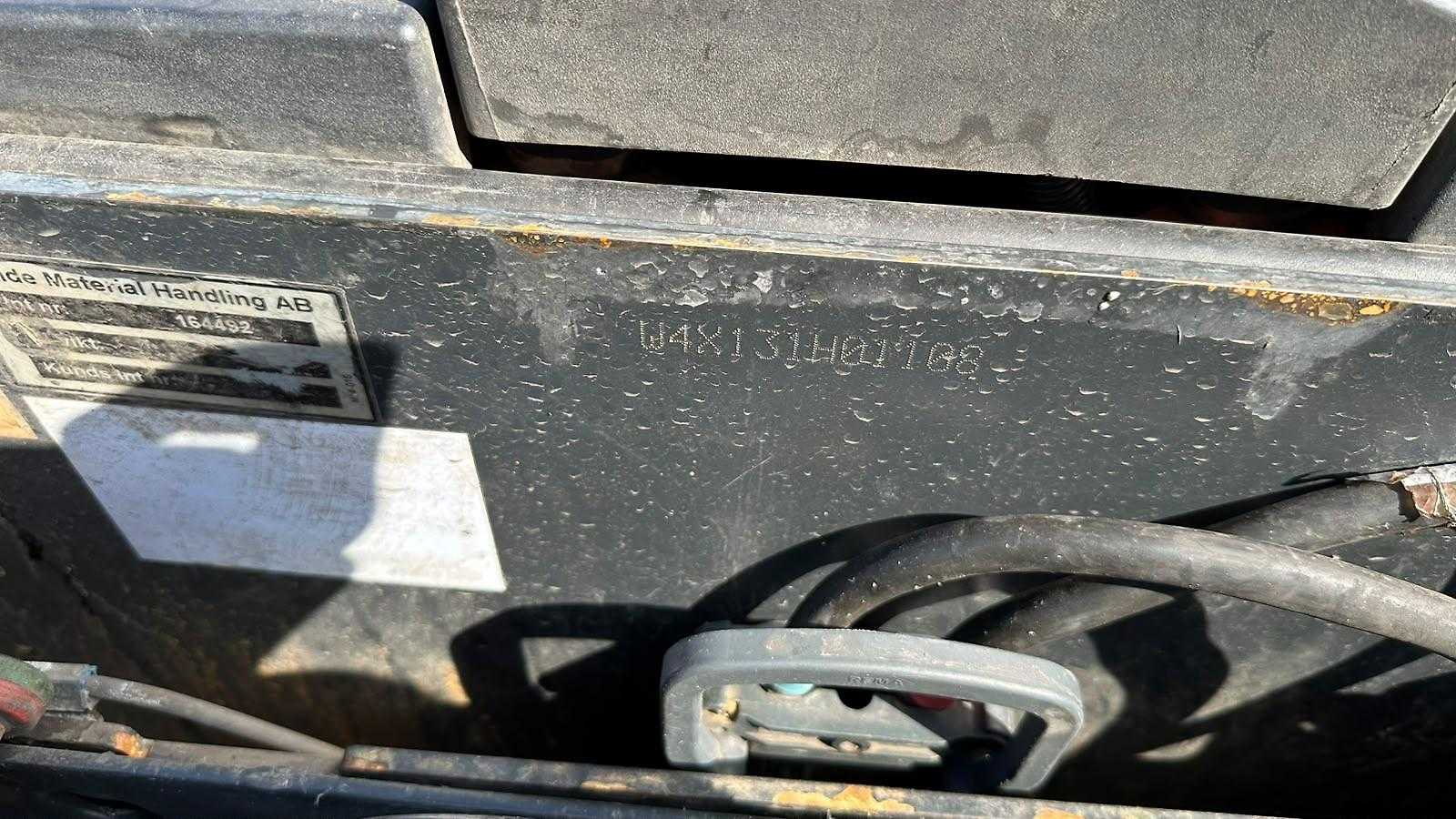 Used Forklift Linde T 20 SP Gājēju krautņotāja vadītāja stāvplatforma (vai līdzbraucēja platforma) (Image 11) Used Forklift Linde T 20 SP Gājēju krautņotāja vadītāja stāvplatforma (vai līdzbraucēja platforma) (Image 11)