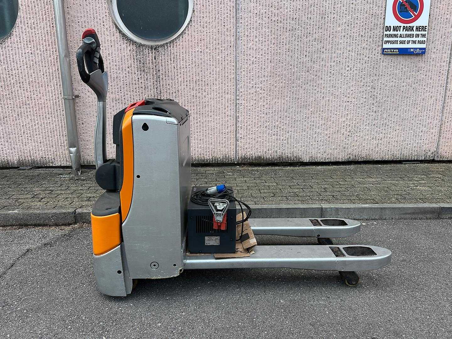 Used Forklift STILL EXU 20 Gājēju krautņotāja vadītāja stāvplatforma (vai līdzbraucēja platforma) (Image 1)