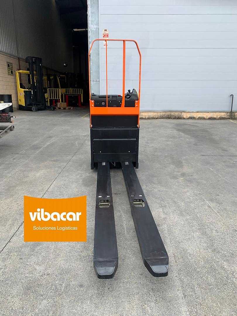 Used Forklift Hyster RP2.0N Gājēju krautņotāja vadītāja sēdeklis (Image 3) Used Forklift Hyster RP2.0N Gājēju krautņotāja vadītāja sēdeklis (Image 3)