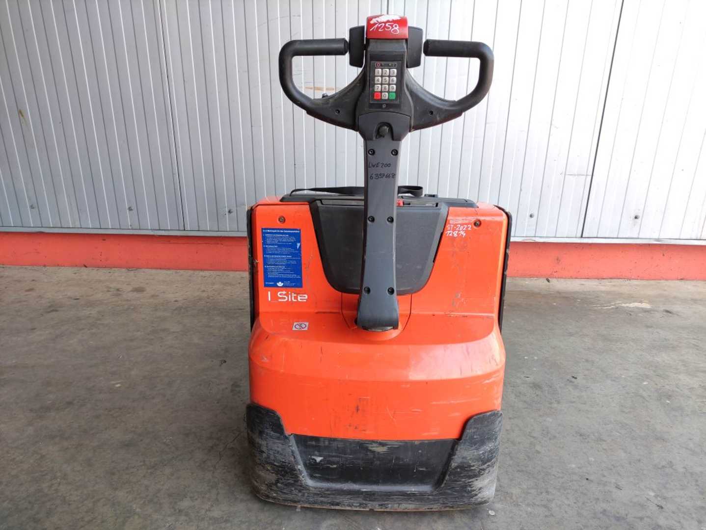 Used Forklift BT LWE200 Gājēju krautņotājs ar dīseli (Image 3) Used Forklift BT LWE200 Gājēju krautņotājs ar dīseli (Image 3)