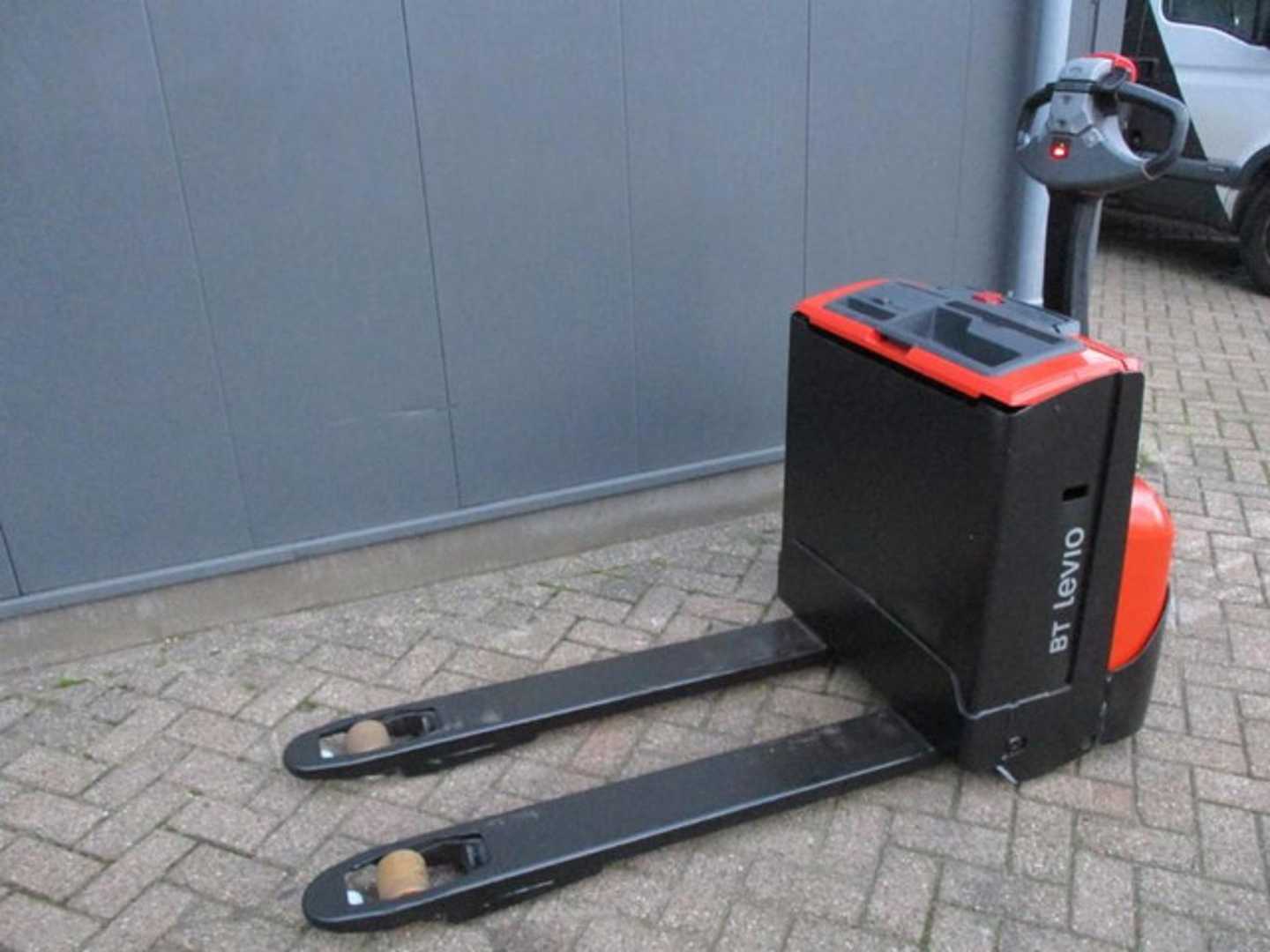 Used Forklift BT LWE160 Gājēju krautņotājs ar dīseli (Image 2) Used Forklift BT LWE160 Gājēju krautņotājs ar dīseli (Image 2)