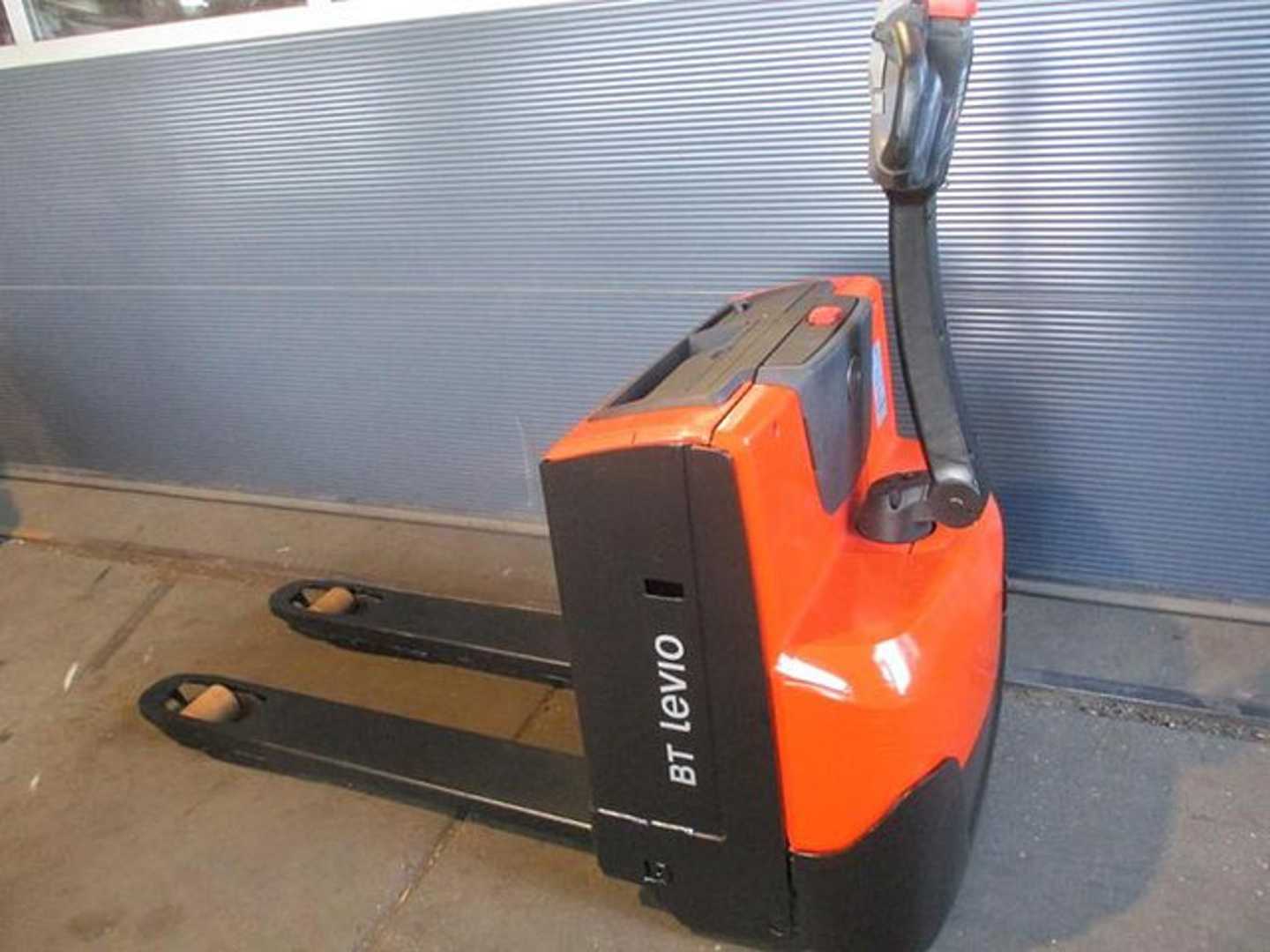 Used Forklift BT LWE 160 Gājēju krautņotājs ar dīseli (Image 3) Used Forklift BT LWE 160 Gājēju krautņotājs ar dīseli (Image 3)