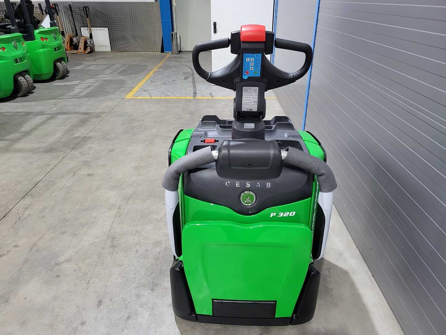 Used Forklift Cesab P320 Gājēju krautņotājs ar dīseli (Image 7) Used Forklift Cesab P320 Gājēju krautņotājs ar dīseli (Image 7)