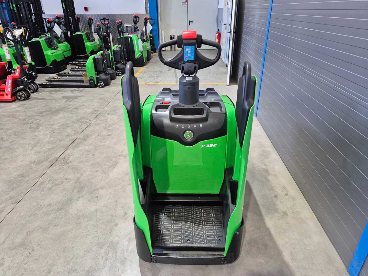 Used Forklift Cesab P322 Gājēju krautņotājs ar dīseli (Image 3) Used Forklift Cesab P322 Gājēju krautņotājs ar dīseli (Image 3)