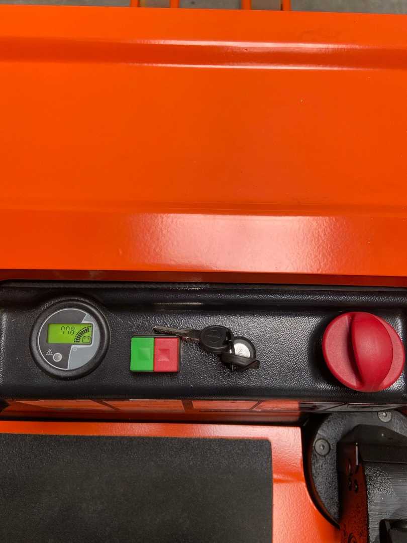 Used Forklift Doosan LEDH18 Gājēju krautņotājs ar dīseli (Image 15) Used Forklift Doosan LEDH18 Gājēju krautņotājs ar dīseli (Image 15)