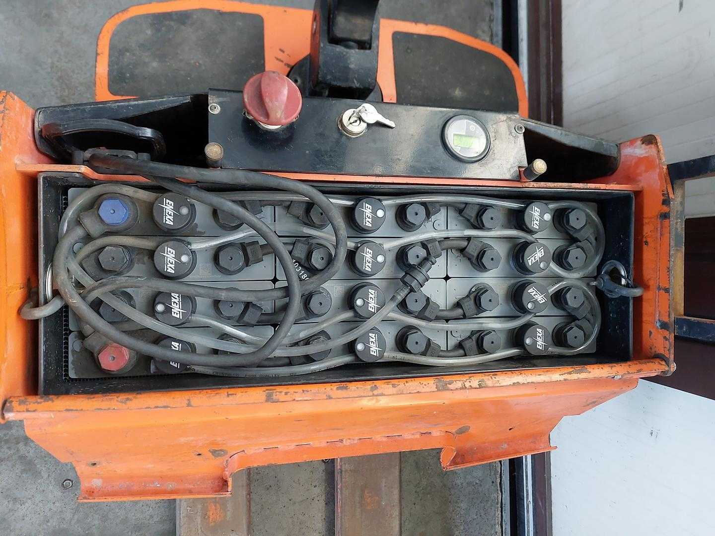 Used Forklift Doosan LEDH20M Gājēju krautņotājs ar dīseli (Image 4) Used Forklift Doosan LEDH20M Gājēju krautņotājs ar dīseli (Image 4)
