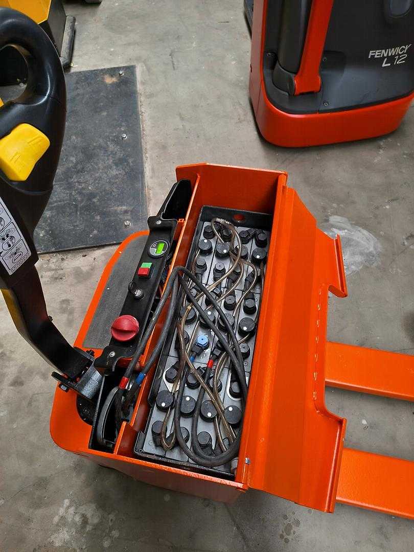 Used Forklift Doosan LEDH18 Gājēju krautņotājs ar dīseli (Image 2) Used Forklift Doosan LEDH18 Gājēju krautņotājs ar dīseli (Image 2)