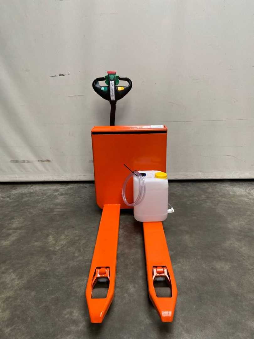 Used Forklift Doosan LEDH18 Gājēju krautņotājs ar dīseli (Image 3) Used Forklift Doosan LEDH18 Gājēju krautņotājs ar dīseli (Image 3)