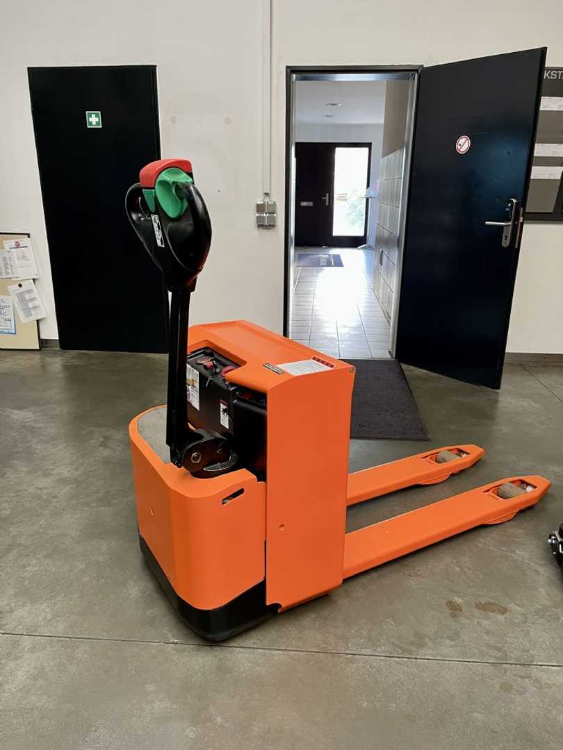 Used Forklift Doosan LEDH 18 Gājēju krautņotājs ar dīseli (Image 1) Used Forklift Doosan LEDH 18 Gājēju krautņotājs ar dīseli (Image 1)