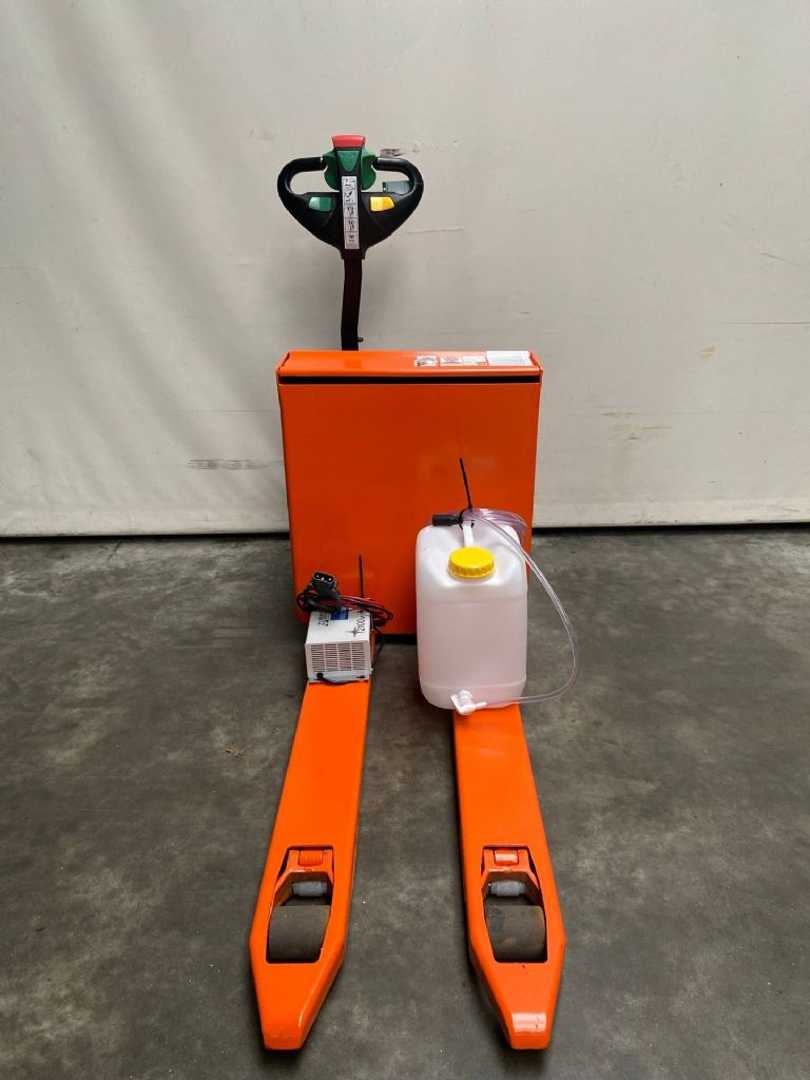 Used Forklift Doosan LEDH18 Gājēju krautņotājs ar dīseli (Image 3) Used Forklift Doosan LEDH18 Gājēju krautņotājs ar dīseli (Image 3)
