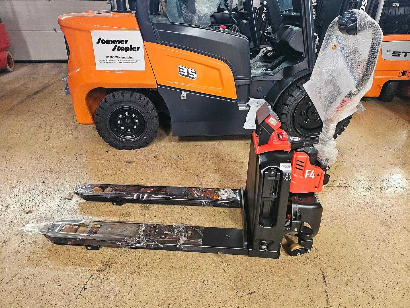Used Forklift EP EP F4 mit RAVAS Wiegesystem Gājēju krautņotājs ar dīseli (Image 4)