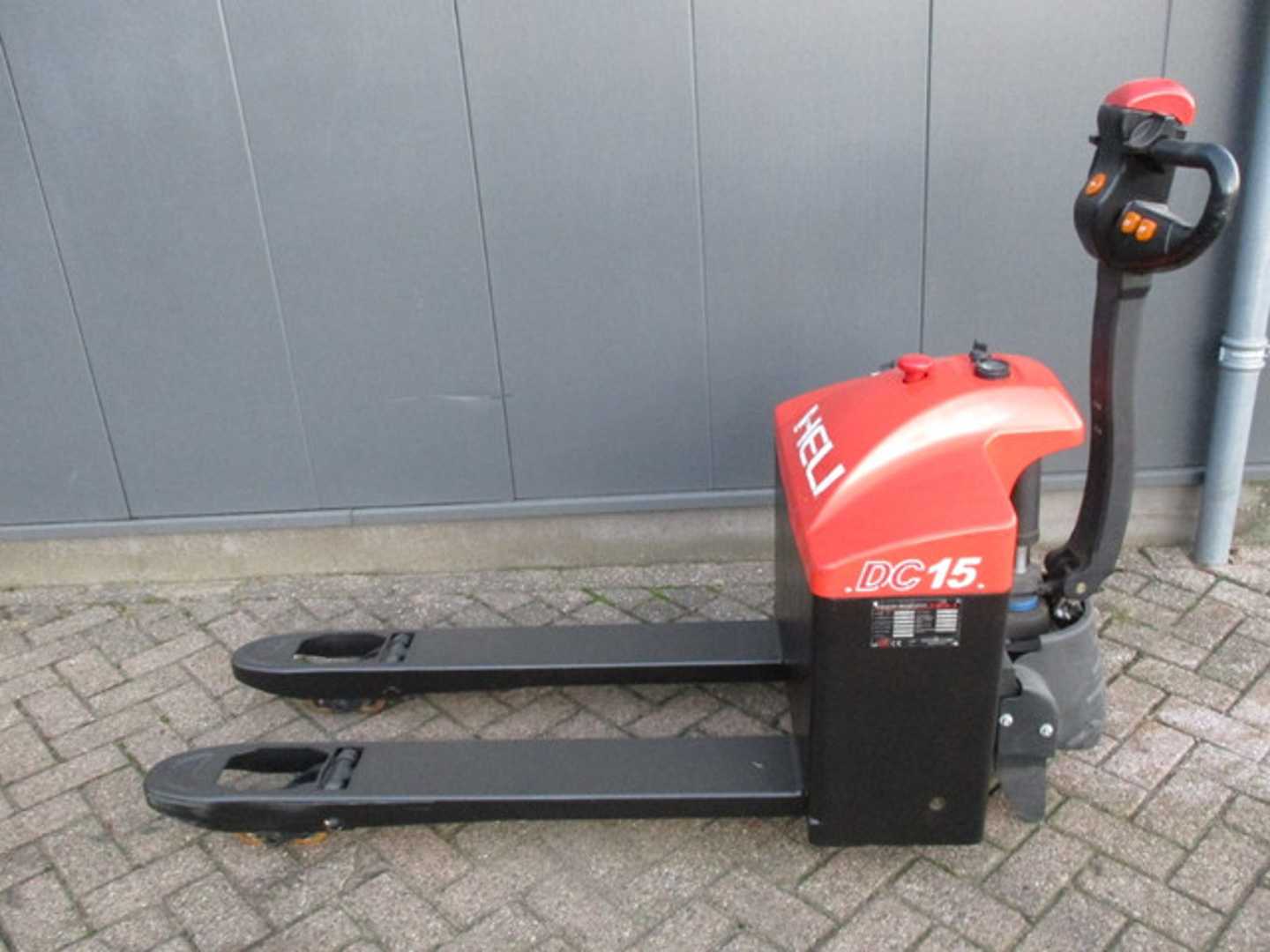 Used Forklift Heli CBD15 Gājēju krautņotājs ar dīseli (Image 1) Used Forklift Heli CBD15 Gājēju krautņotājs ar dīseli (Image 1)
