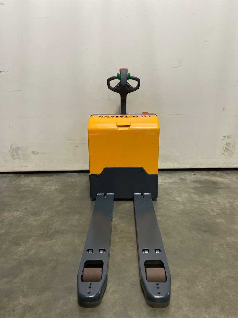 Used Forklift Jungheinrich EJE220 Gājēju krautņotājs ar dīseli (Image 8) Used Forklift Jungheinrich EJE220 Gājēju krautņotājs ar dīseli (Image 8)