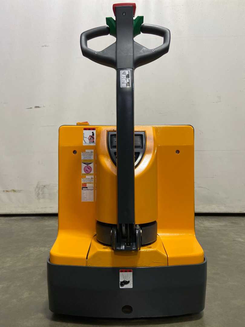 Used Forklift Jungheinrich EJE220 Gājēju krautņotājs ar dīseli (Image 14) Used Forklift Jungheinrich EJE220 Gājēju krautņotājs ar dīseli (Image 14)