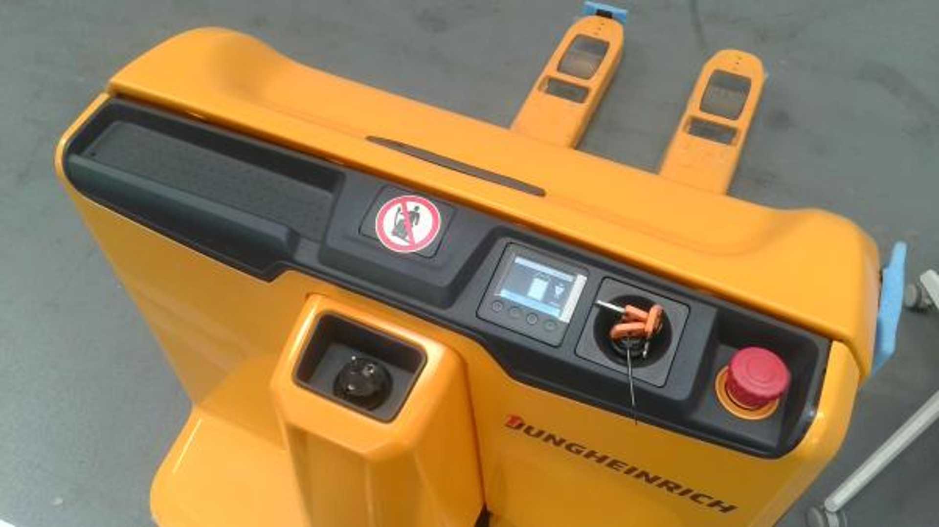 Used Forklift Jungheinrich EJE 114-115-53K ProTrac Gājēju krautņotājs ar dīseli (Image 3) Used Forklift Jungheinrich EJE 114-115-53K ProTrac Gājēju krautņotājs ar dīseli (Image 3)