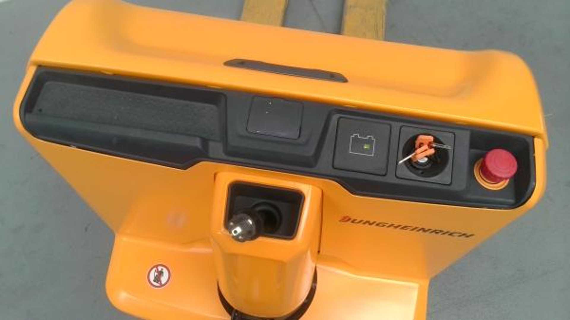 Used Forklift Jungheinrich EJE 114 115-51 Pro Trac Gājēju krautņotājs ar dīseli (Image 3) Used Forklift Jungheinrich EJE 114 115-51 Pro Trac Gājēju krautņotājs ar dīseli (Image 3)
