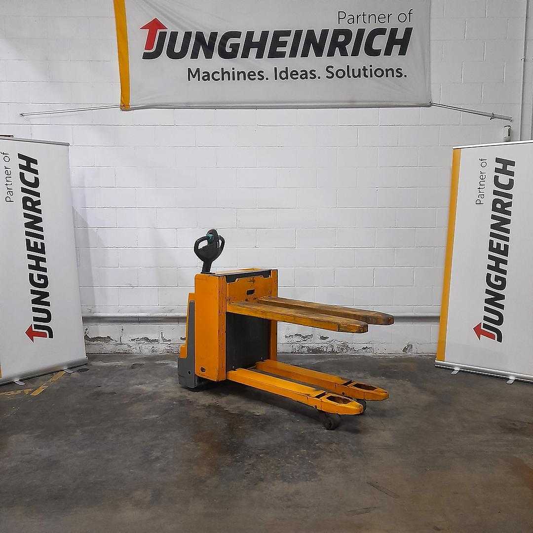 Used Forklift Jungheinrich EJE C20 Gājēju krautņotājs ar dīseli (Image 2) Used Forklift Jungheinrich EJE C20 Gājēju krautņotājs ar dīseli (Image 2)
