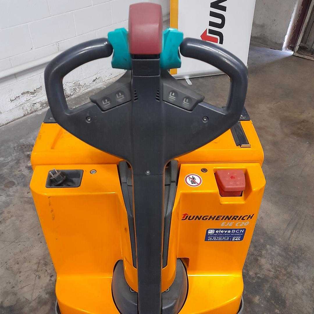 Used Forklift Jungheinrich EJE C20 Gājēju krautņotājs ar dīseli (Image 6) Used Forklift Jungheinrich EJE C20 Gājēju krautņotājs ar dīseli (Image 6)