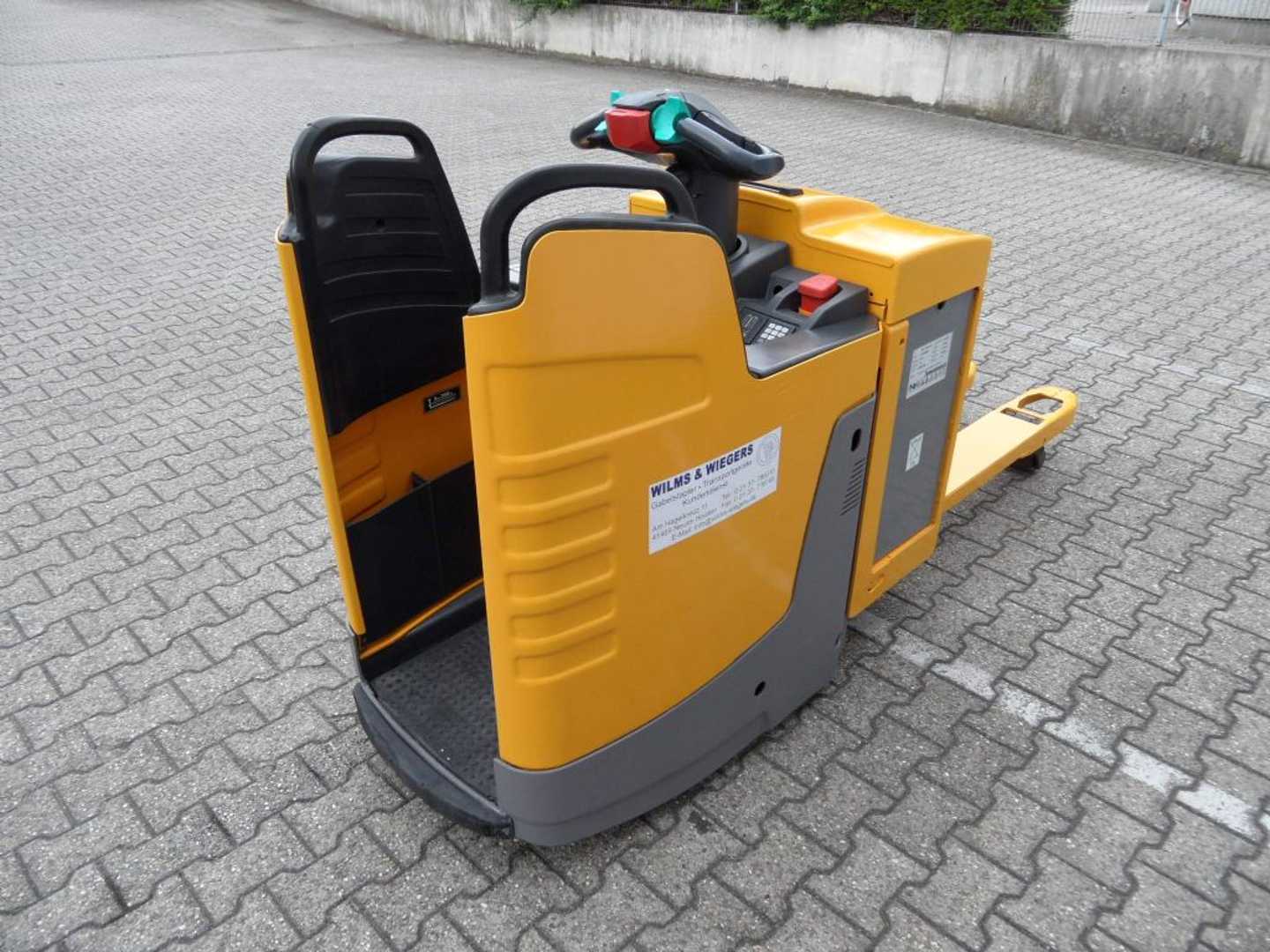 Used Forklift Jungheinrich ERE 225 - elektr. Lenkung - Plattform Gājēju krautņotājs ar dīseli (Image 4)
