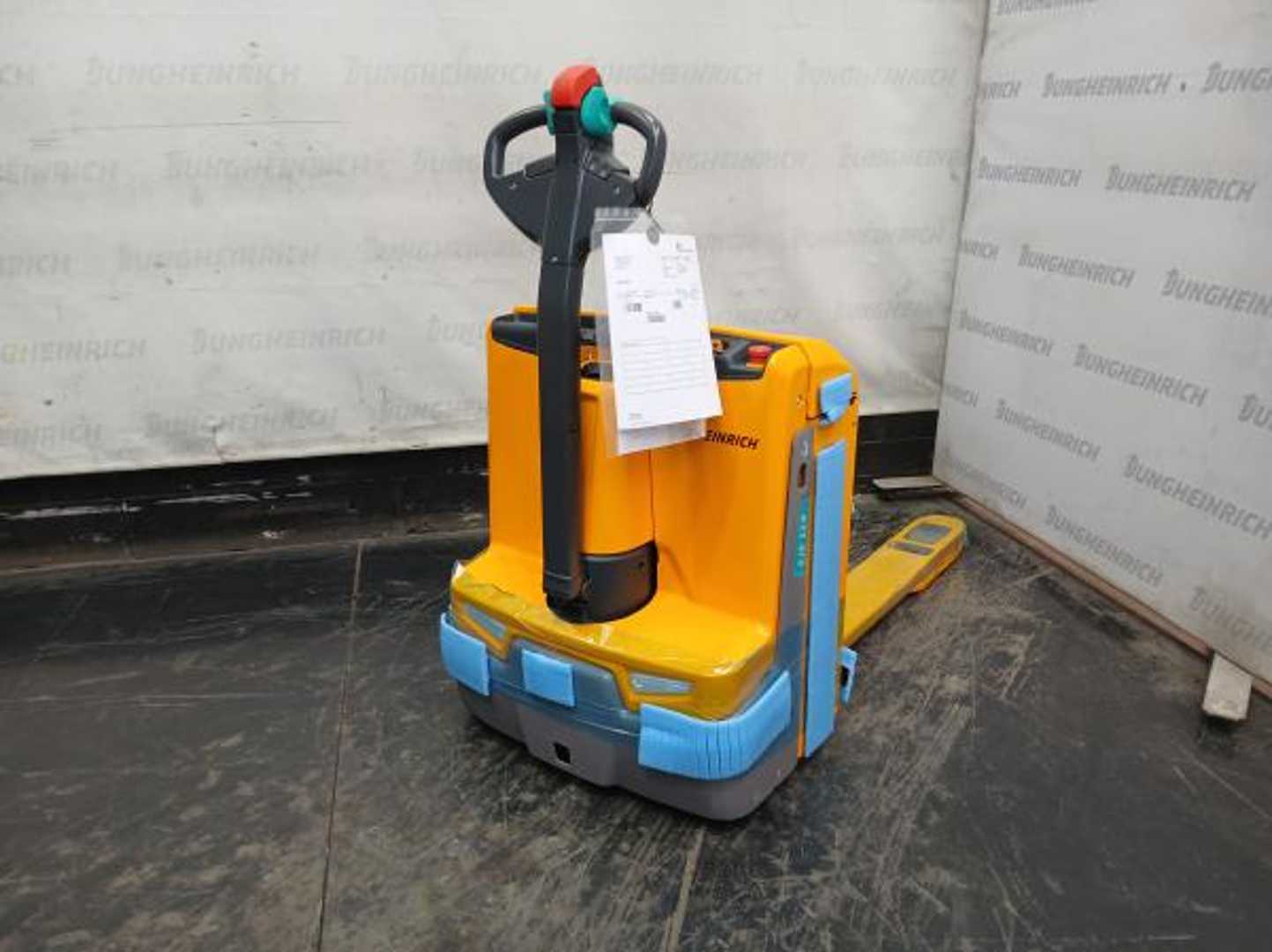 Used Forklift Jungheinrich EJE 114 24 115 54 Gājēju krautņotājs ar dīseli (Image 1) Used Forklift Jungheinrich EJE 114 24 115 54 Gājēju krautņotājs ar dīseli (Image 1)