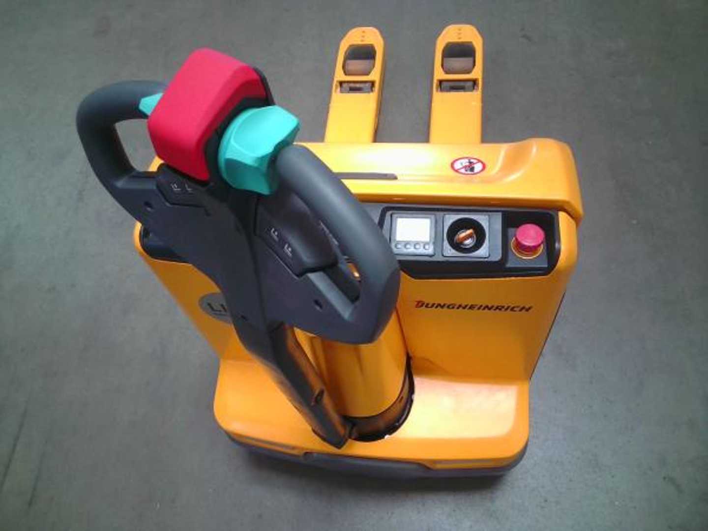 Used Forklift Jungheinrich EJE 116i 115-54 Gājēju krautņotājs ar dīseli (Image 3) Used Forklift Jungheinrich EJE 116i 115-54 Gājēju krautņotājs ar dīseli (Image 3)
