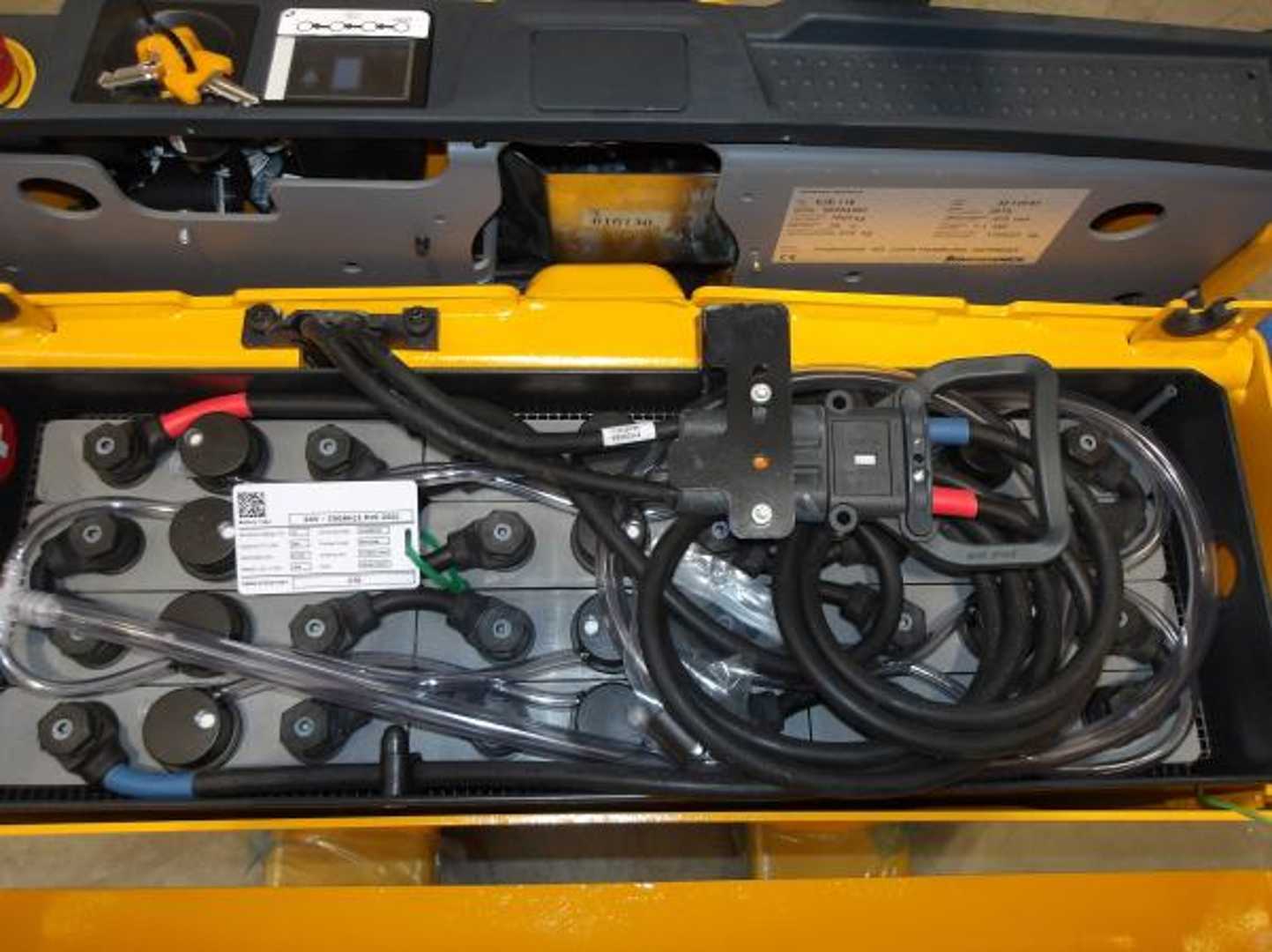 Used Forklift Jungheinrich EJE 118 115-67 Gājēju krautņotājs ar dīseli (Image 3) Used Forklift Jungheinrich EJE 118 115-67 Gājēju krautņotājs ar dīseli (Image 3)