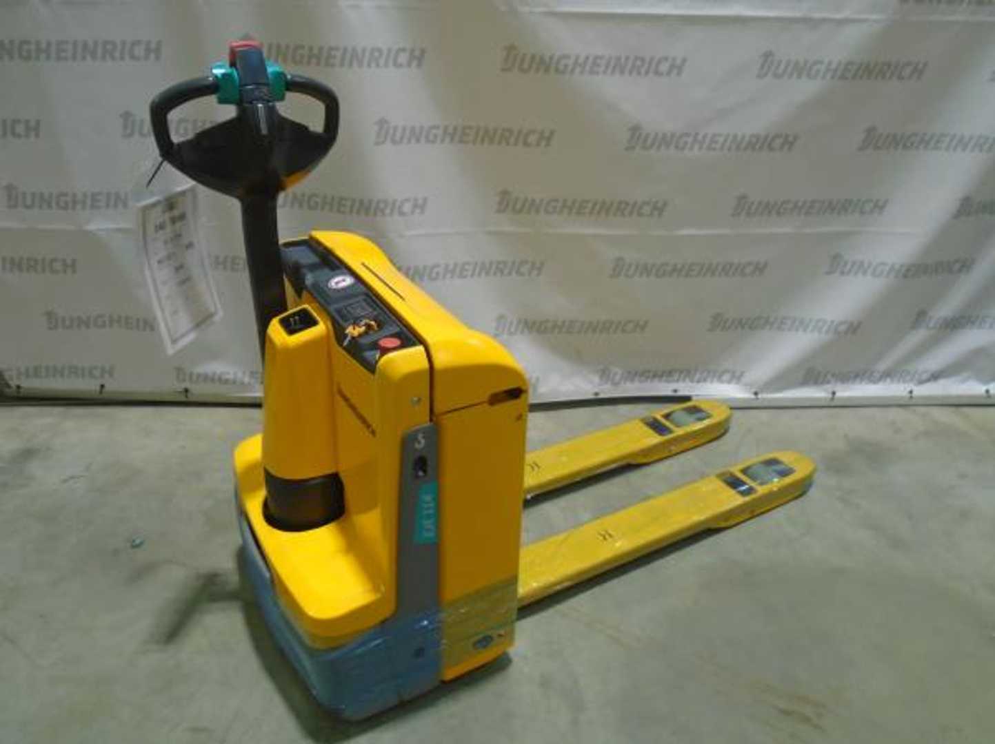 Used Forklift Jungheinrich EJE 114 120-51 Gājēju krautņotājs ar dīseli (Image 2) Used Forklift Jungheinrich EJE 114 120-51 Gājēju krautņotājs ar dīseli (Image 2)