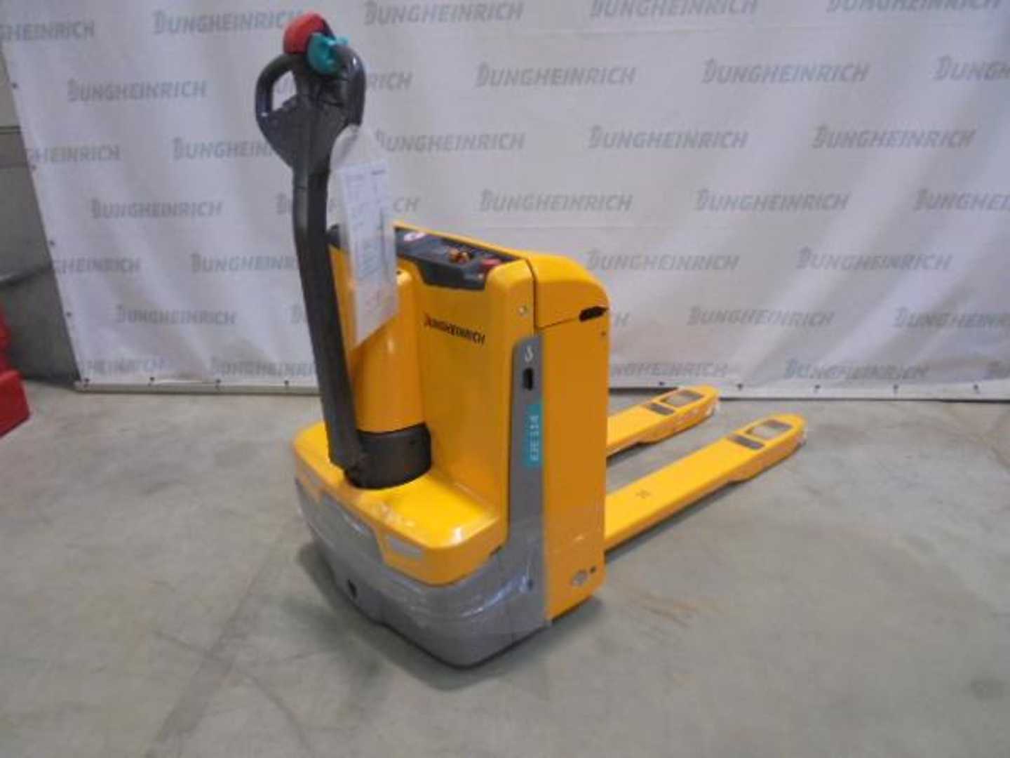 Used Forklift Jungheinrich EJE 114 115-53 Gājēju krautņotājs ar dīseli (Image 2) Used Forklift Jungheinrich EJE 114 115-53 Gājēju krautņotājs ar dīseli (Image 2)