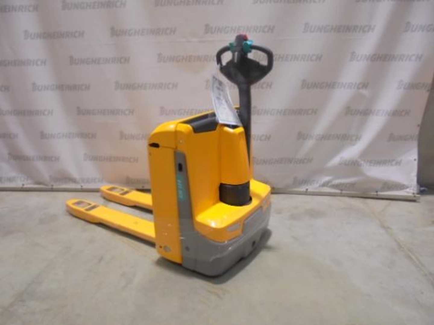 Used Forklift Jungheinrich EJE 114 115-53 Gājēju krautņotājs ar dīseli (Image 1) Used Forklift Jungheinrich EJE 114 115-53 Gājēju krautņotājs ar dīseli (Image 1)