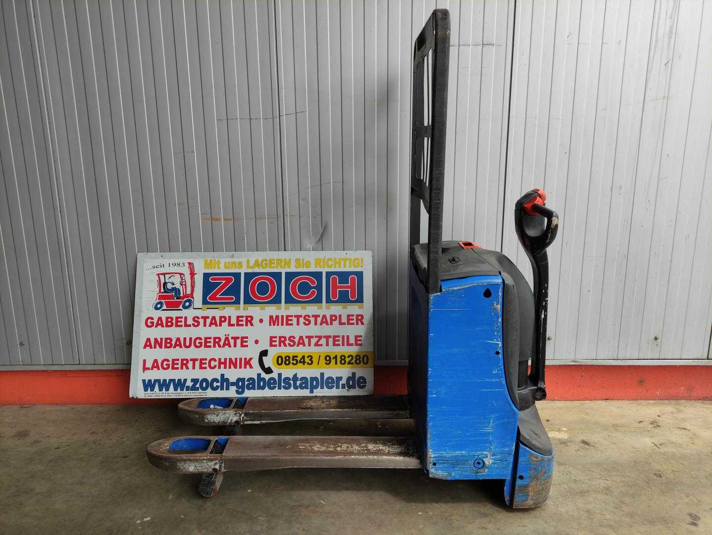 Used Forklift Linde T16 Gājēju krautņotājs ar dīseli (Image 1) Used Forklift Linde T16 Gājēju krautņotājs ar dīseli (Image 1)