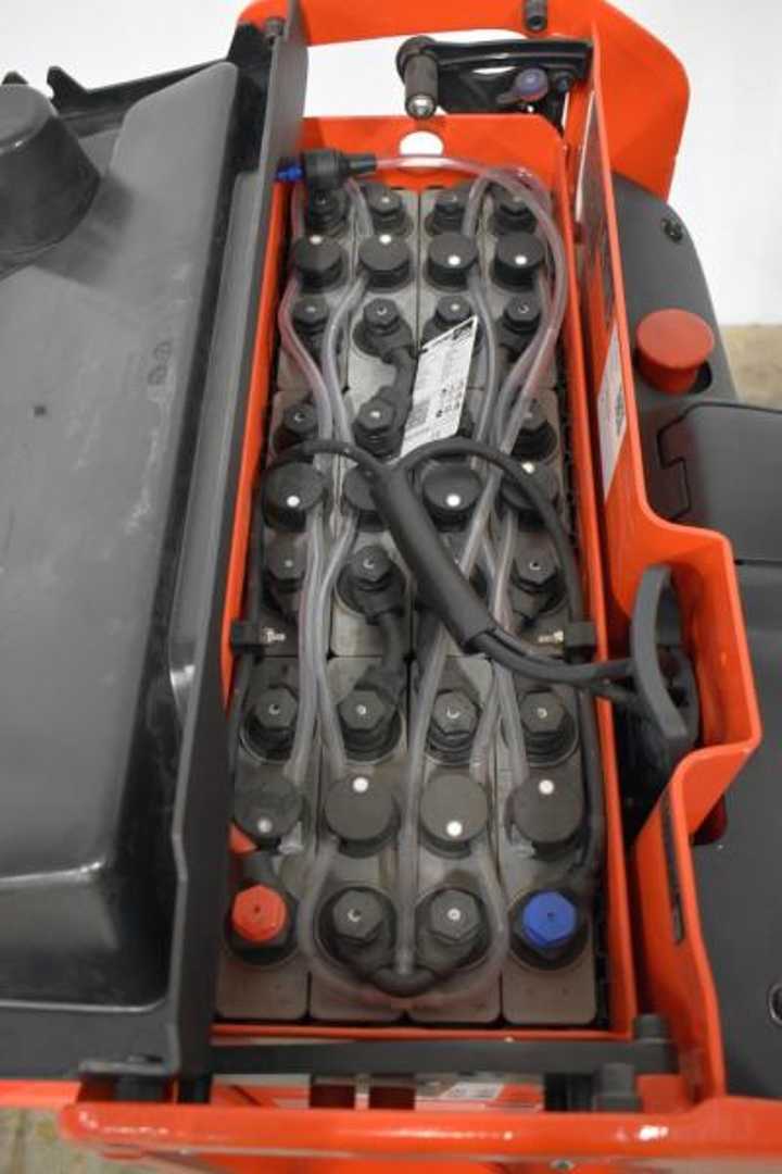 Used Forklift Linde T 18 1155-00 Gājēju krautņotājs ar dīseli (Image 5) Used Forklift Linde T 18 1155-00 Gājēju krautņotājs ar dīseli (Image 5)