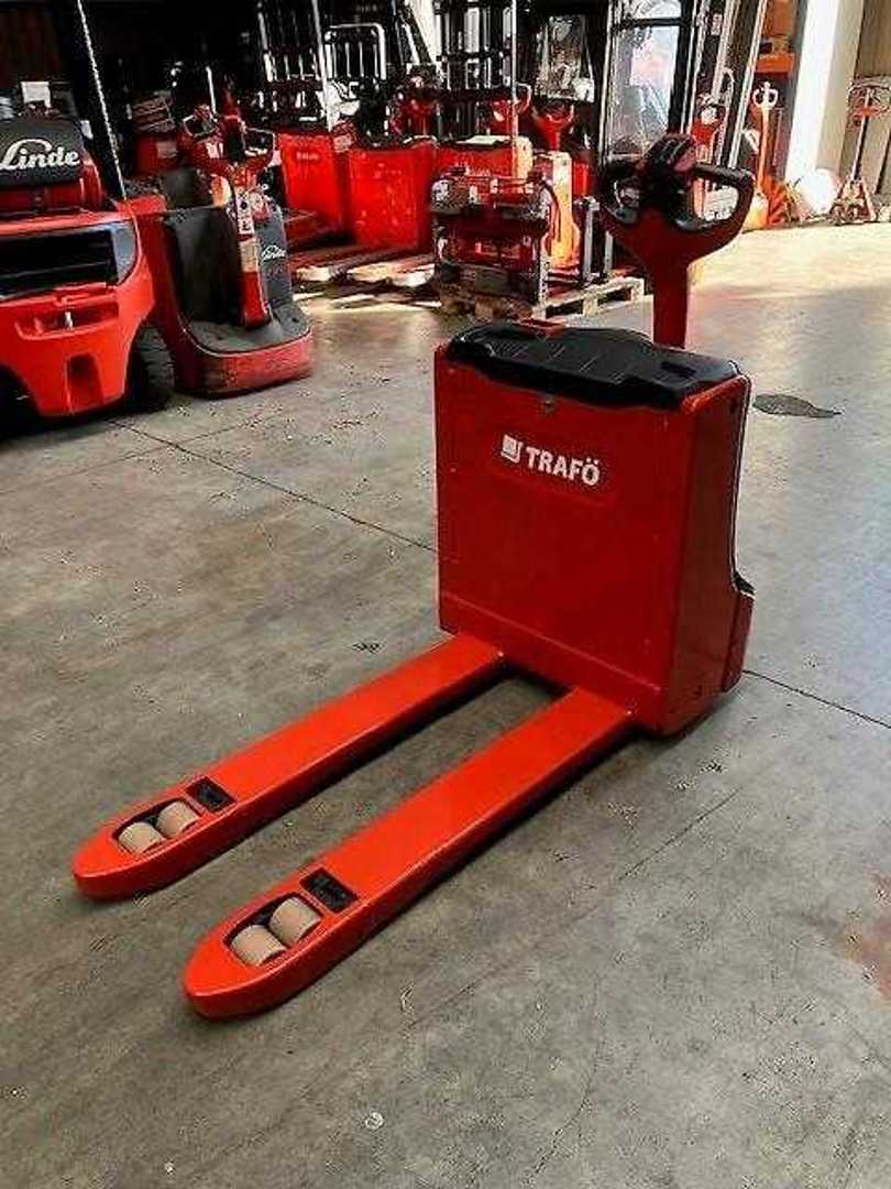 Used Forklift Linde T16 ION Gājēju krautņotājs ar dīseli (Image 3) Used Forklift Linde T16 ION Gājēju krautņotājs ar dīseli (Image 3)