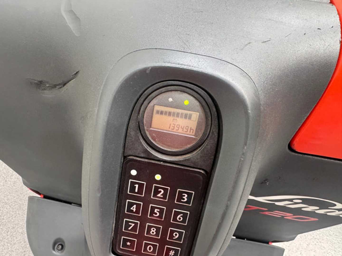Used Forklift Linde T 20 Gājēju krautņotājs ar dīseli (Image 9) Used Forklift Linde T 20 Gājēju krautņotājs ar dīseli (Image 9)