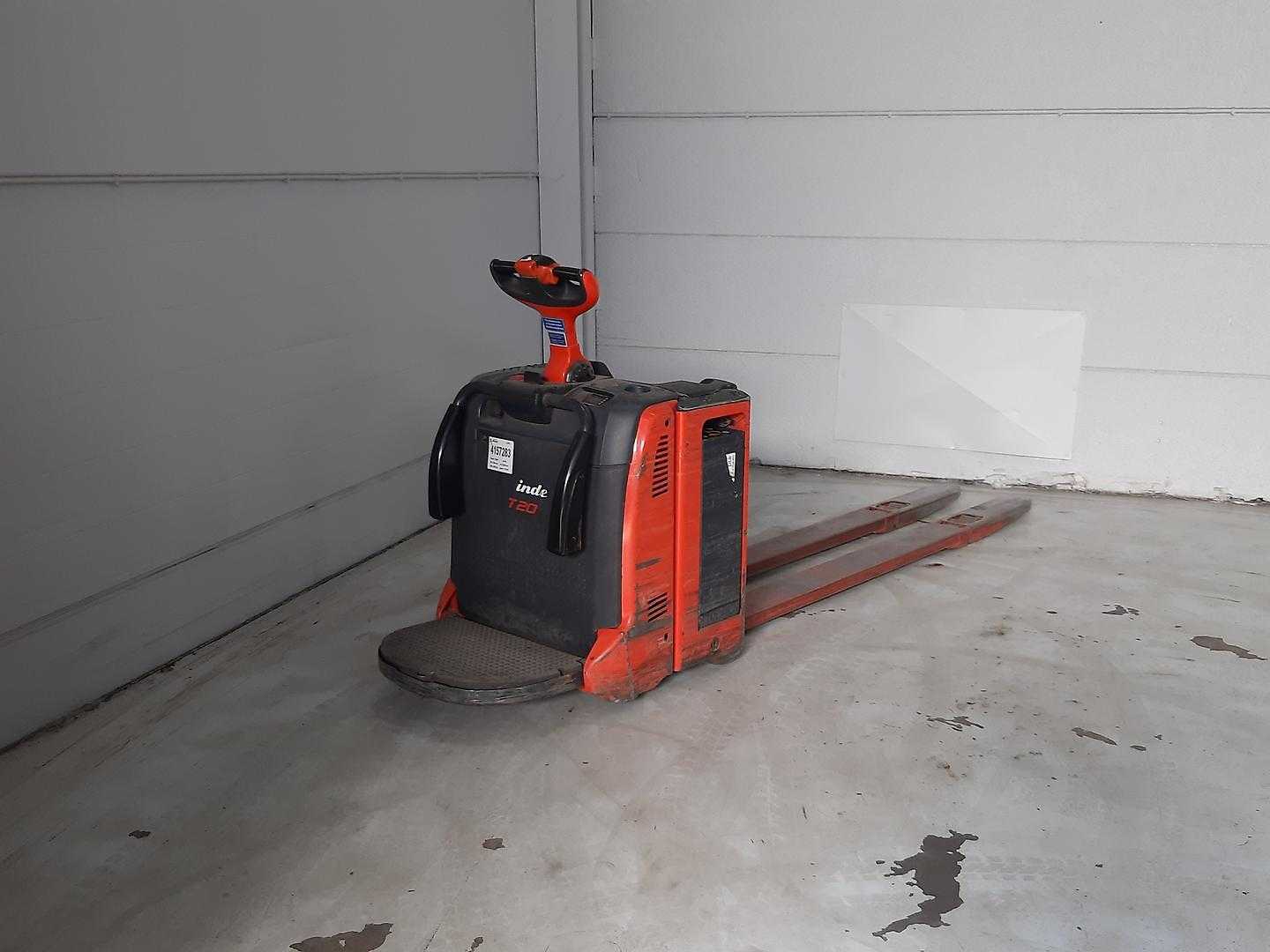 Used Forklift Linde T20AP Gājēju krautņotājs ar dīseli (Image 3) Used Forklift Linde T20AP Gājēju krautņotājs ar dīseli (Image 3)